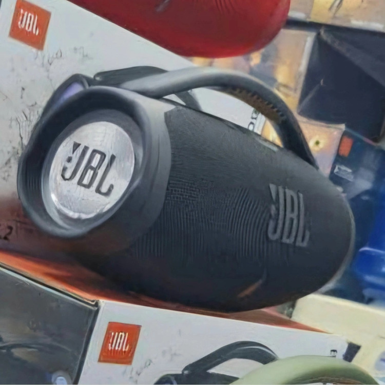 اسپیکر طرح jbl boom box 3